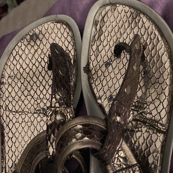 Stuart Weizmann Sandal’s - Picture 16 of 16